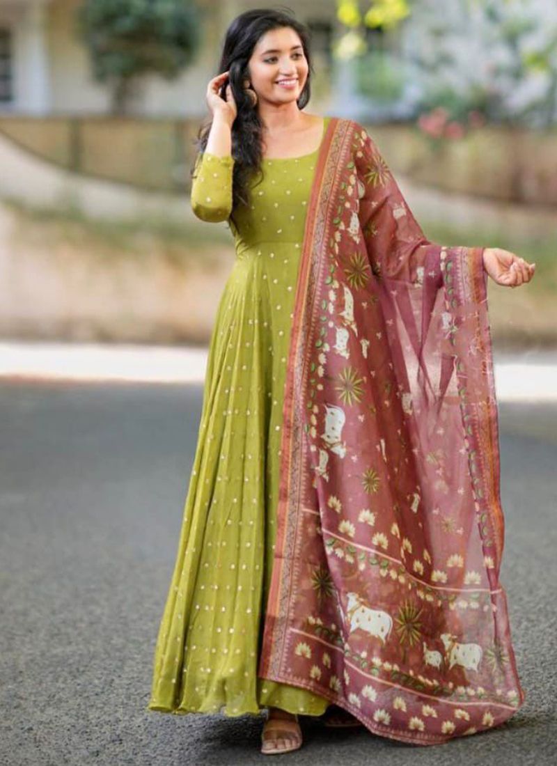 Buy Anarkali Gown Mehndi Sweetheart Neckline Plus Size Anarkali Dresses  Online for Women in France