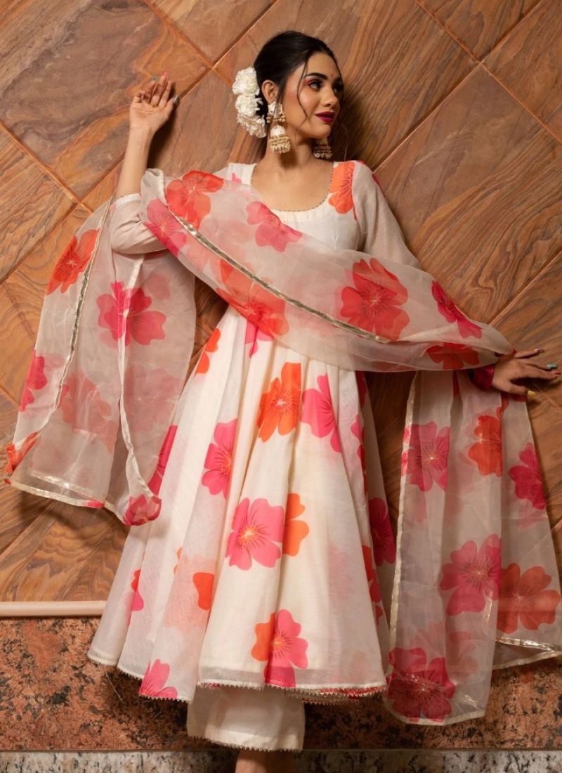 Heavy Chanderi Silk Gown with Dupatta – The Bedding Studio