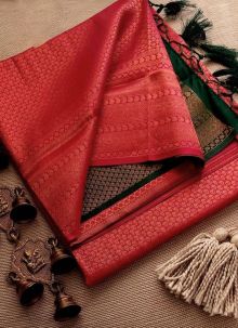 Delightful Red Soft Silk Weaving Kubera Pattu Saree